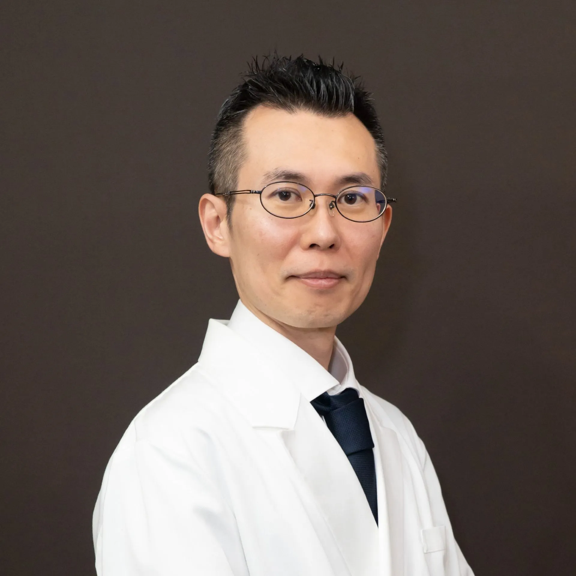 PHOTO: 飯塚 聡介 所長